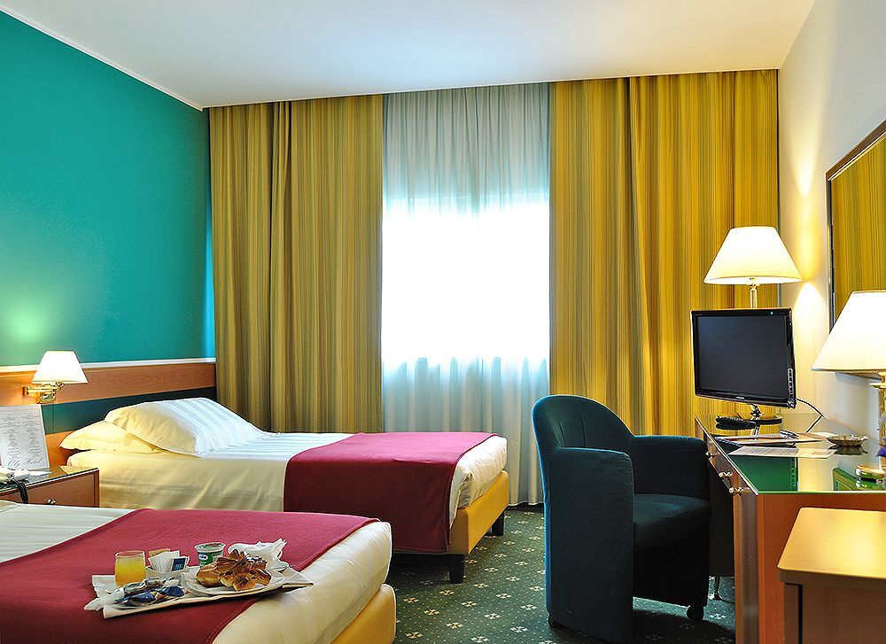 Bv Hotel Oly โรม ภายนอก รูปภาพ