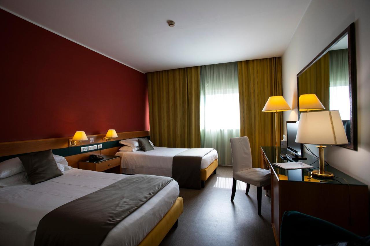 Bv Hotel Oly โรม ภายนอก รูปภาพ